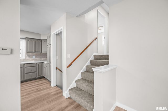 2625 HOLLY Drive, Bettendorf, IA 52722