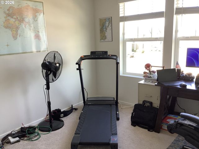 888 BEN BROWN Ln, Woodburn, OR 97071