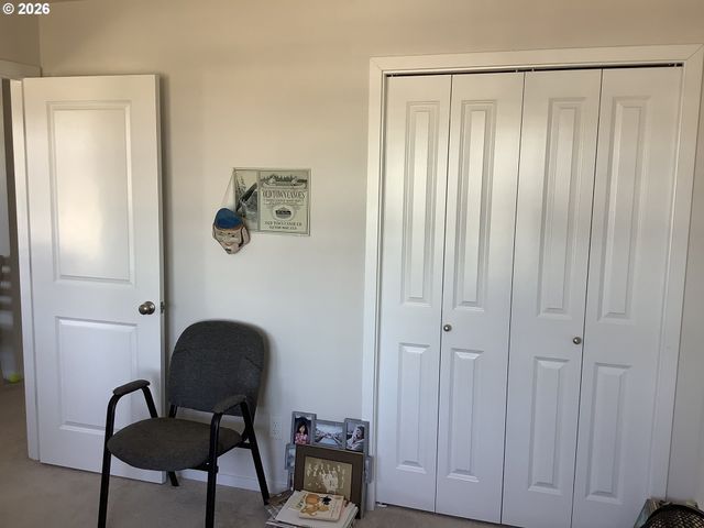 888 BEN BROWN Ln, Woodburn, OR 97071