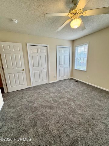 3951 Sterling Pointe Drive Ooo6, Winterville, NC 28590