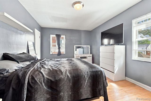 475 Belanger Street, Grosse Pointe Farms, MI 48236