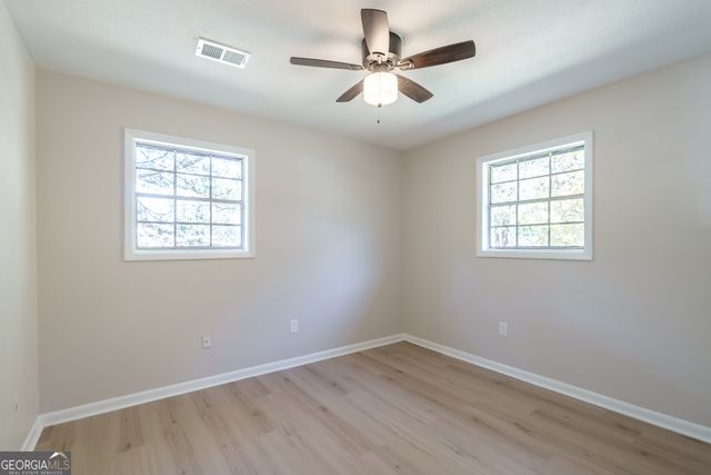 511 Lee Byrd Road, Loganville, GA 30052