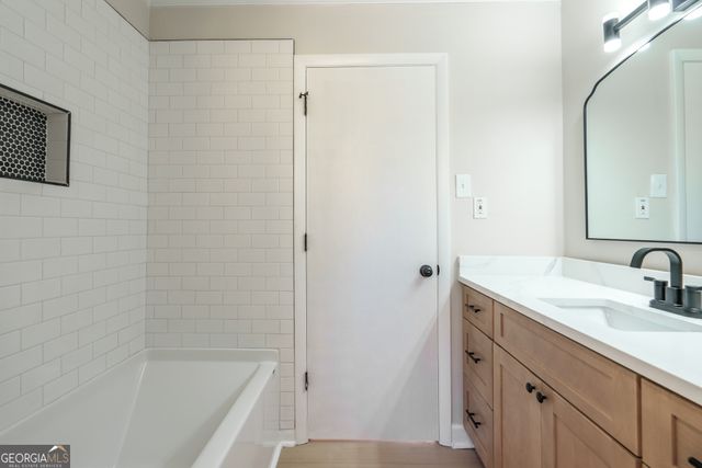 511 Lee Byrd Road, Loganville, GA 30052