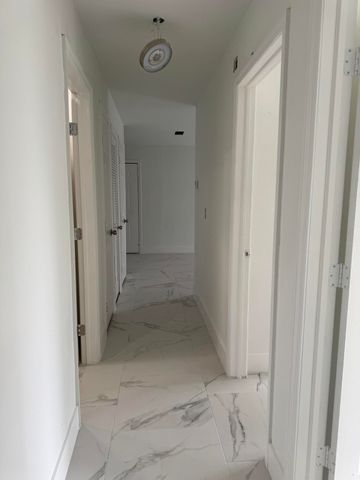 501 SW 83rd Avenue, North Lauderdale, FL 33068