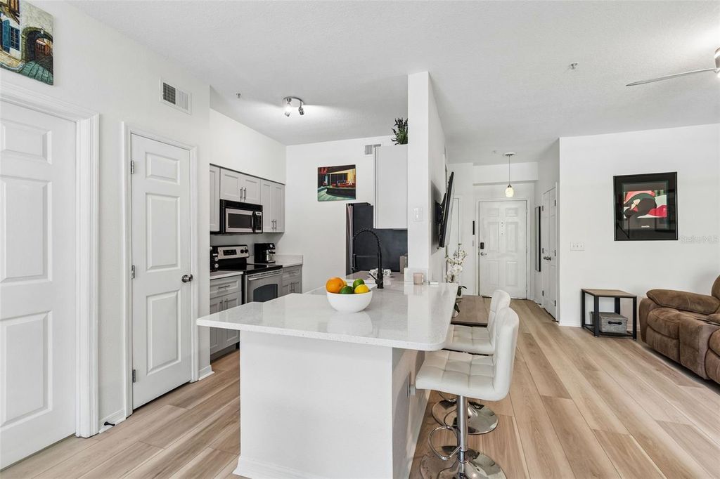 Image 11 of property listing at 1910 E PALM AVENUE 9101, Tampa, FL 33605