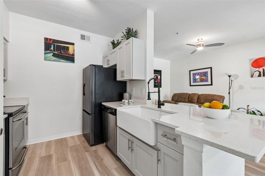 Image 13 of property listing at 1910 E PALM AVENUE 9101, Tampa, FL 33605