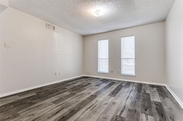 2930 Churchill Way, Garland, TX 75044