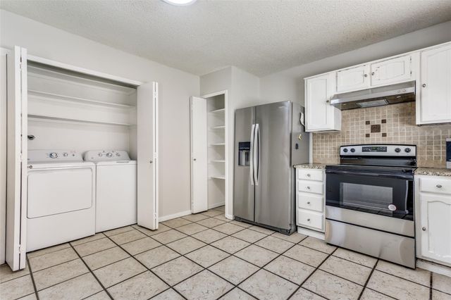 2930 Churchill Way, Garland, TX 75044