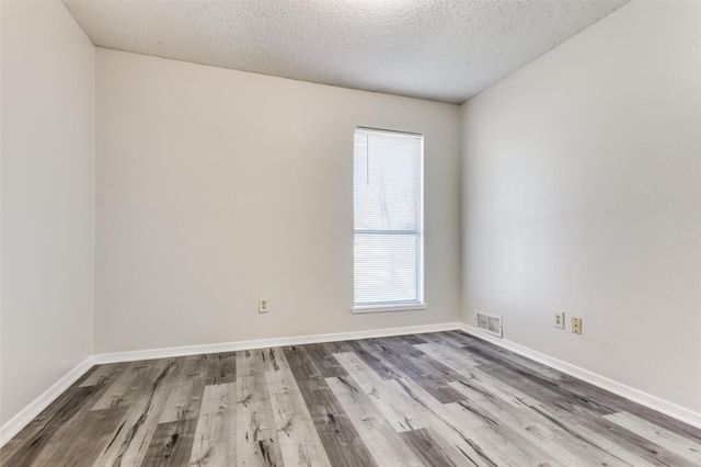 2930 Churchill Way, Garland, TX 75044