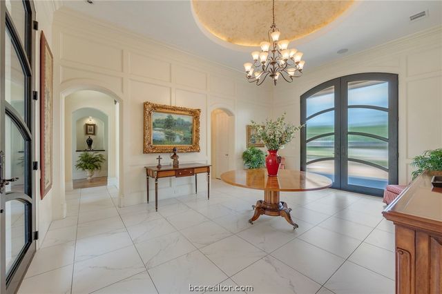 4211 Serrano Court, Bryan, TX 77802