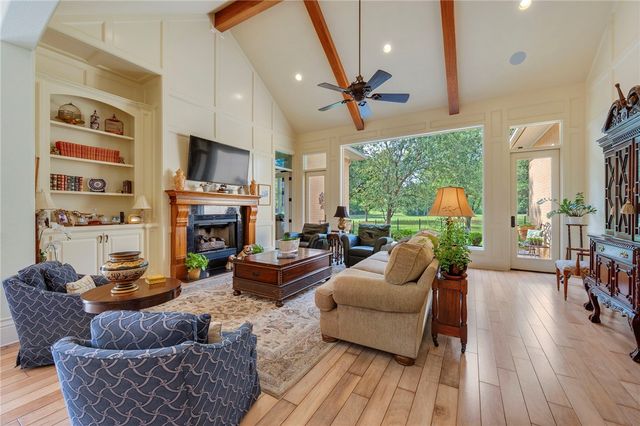 4211 Serrano Court, Bryan, TX 77802