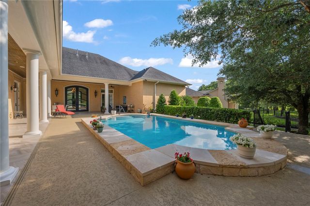 4211 Serrano Court, Bryan, TX 77802