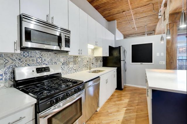 550 N Kingsbury Street 512, Chicago, IL 60654