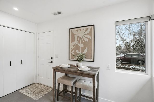 2114 S HATCH St, Spokane, WA 99203