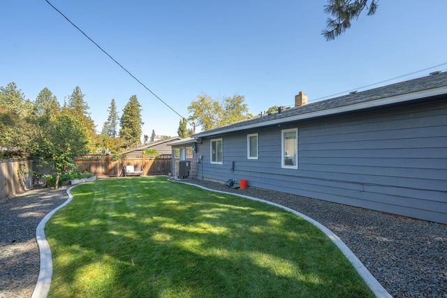 2114 S HATCH St, Spokane, WA 99203