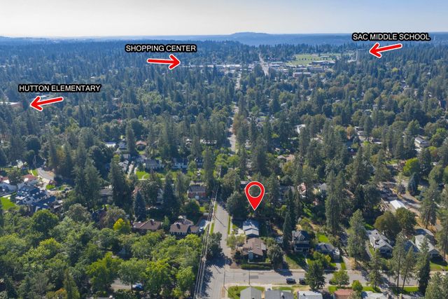 2114 S HATCH St, Spokane, WA 99203