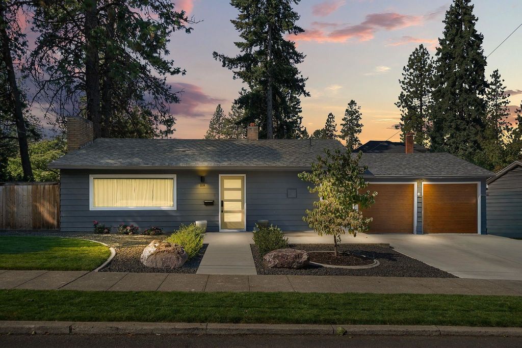 2114 S HATCH St, Spokane, WA 99203