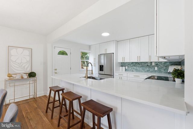 1716 MACON ST, Mclean, VA 22101