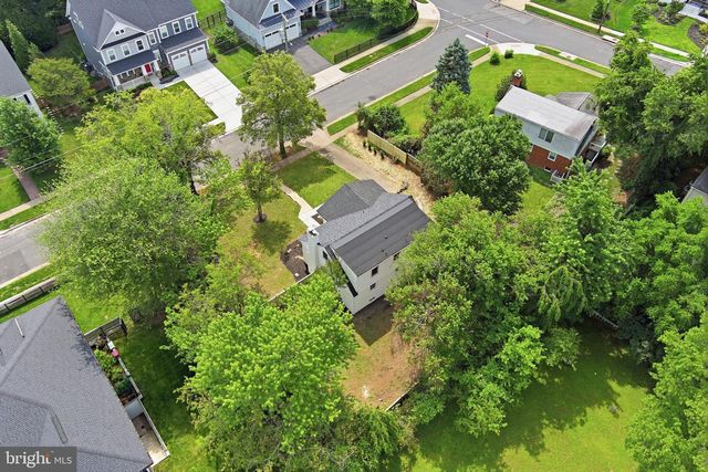 1716 MACON ST, Mclean, VA 22101