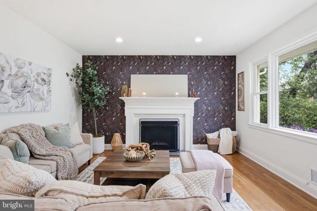 1716 MACON ST, Mclean, VA 22101