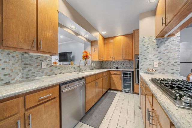 1707 Spyglass DR 110, Austin, TX 78746