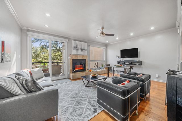 1707 Spyglass DR 110, Austin, TX 78746