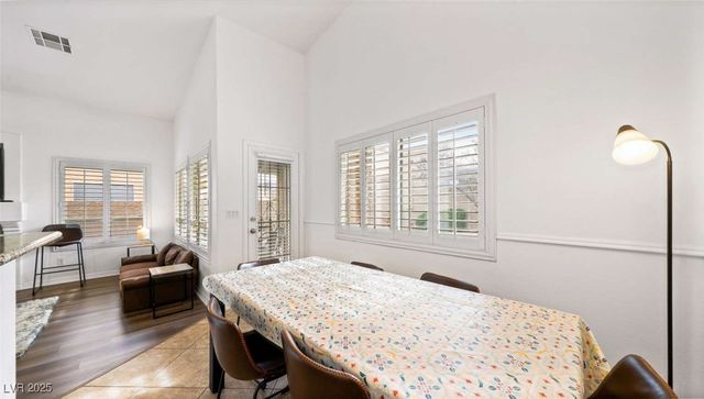 8033 Summer Harvest Avenue, Las Vegas, NV 89129