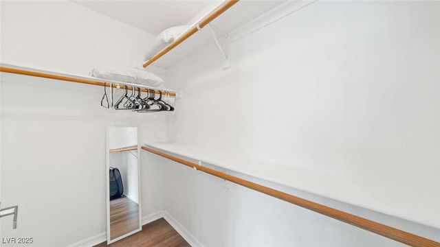 8033 Summer Harvest Avenue, Las Vegas, NV 89129