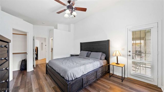 8033 Summer Harvest Avenue, Las Vegas, NV 89129