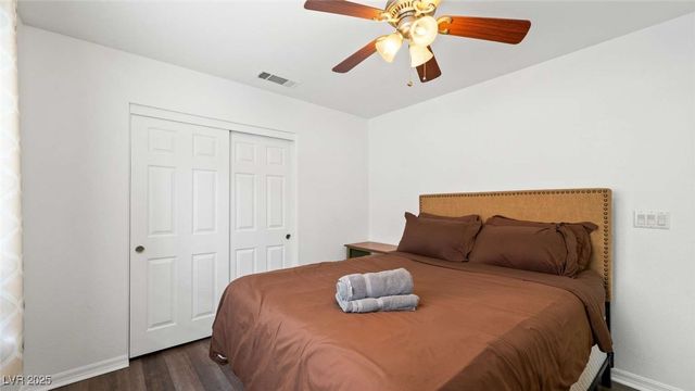 8033 Summer Harvest Avenue, Las Vegas, NV 89129