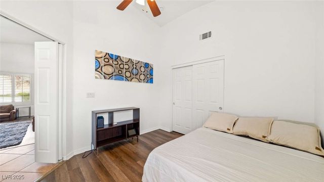 8033 Summer Harvest Avenue, Las Vegas, NV 89129