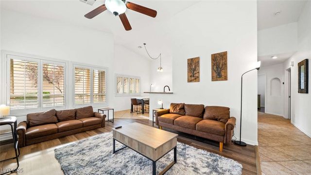 8033 Summer Harvest Avenue, Las Vegas, NV 89129