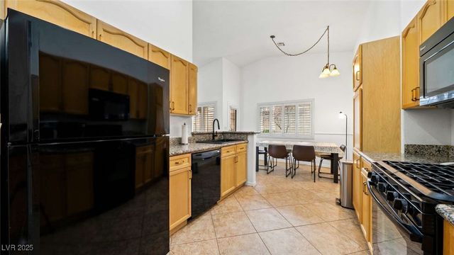 8033 Summer Harvest Avenue, Las Vegas, NV 89129