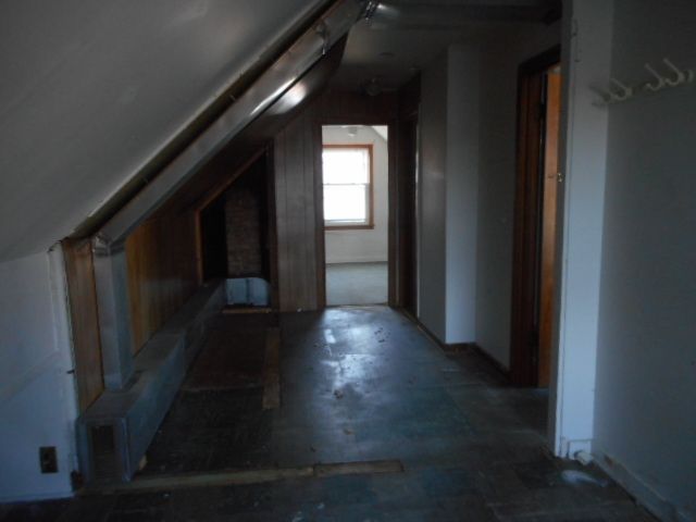 221 E Dickens Avenue, Northlake, IL 60164