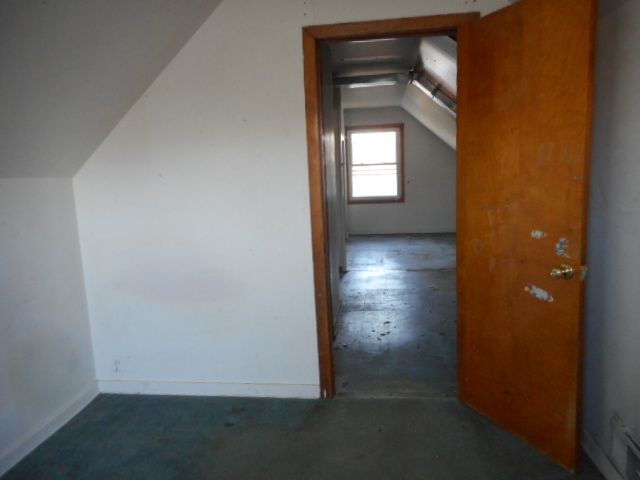 221 E Dickens Avenue, Northlake, IL 60164