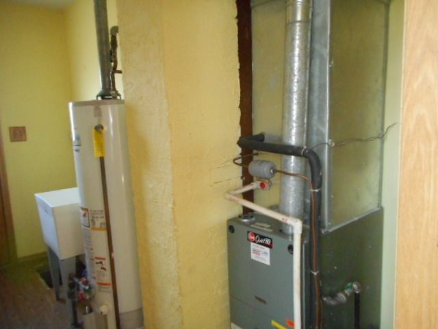 221 E Dickens Avenue, Northlake, IL 60164