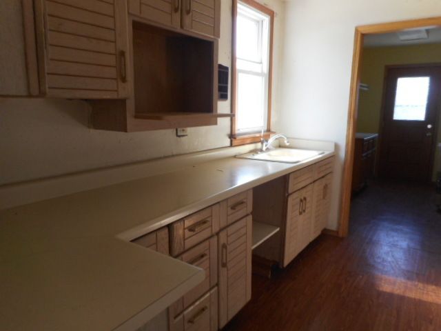 221 E Dickens Avenue, Northlake, IL 60164