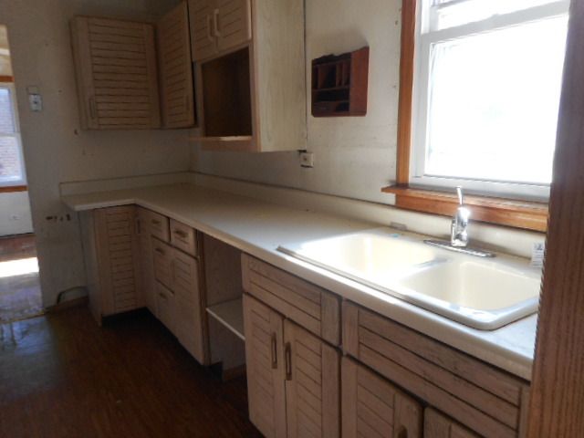 221 E Dickens Avenue, Northlake, IL 60164