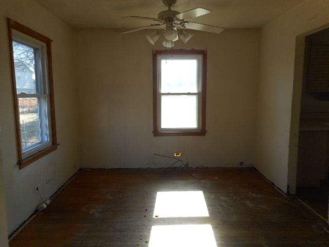 221 E Dickens Avenue, Northlake, IL 60164