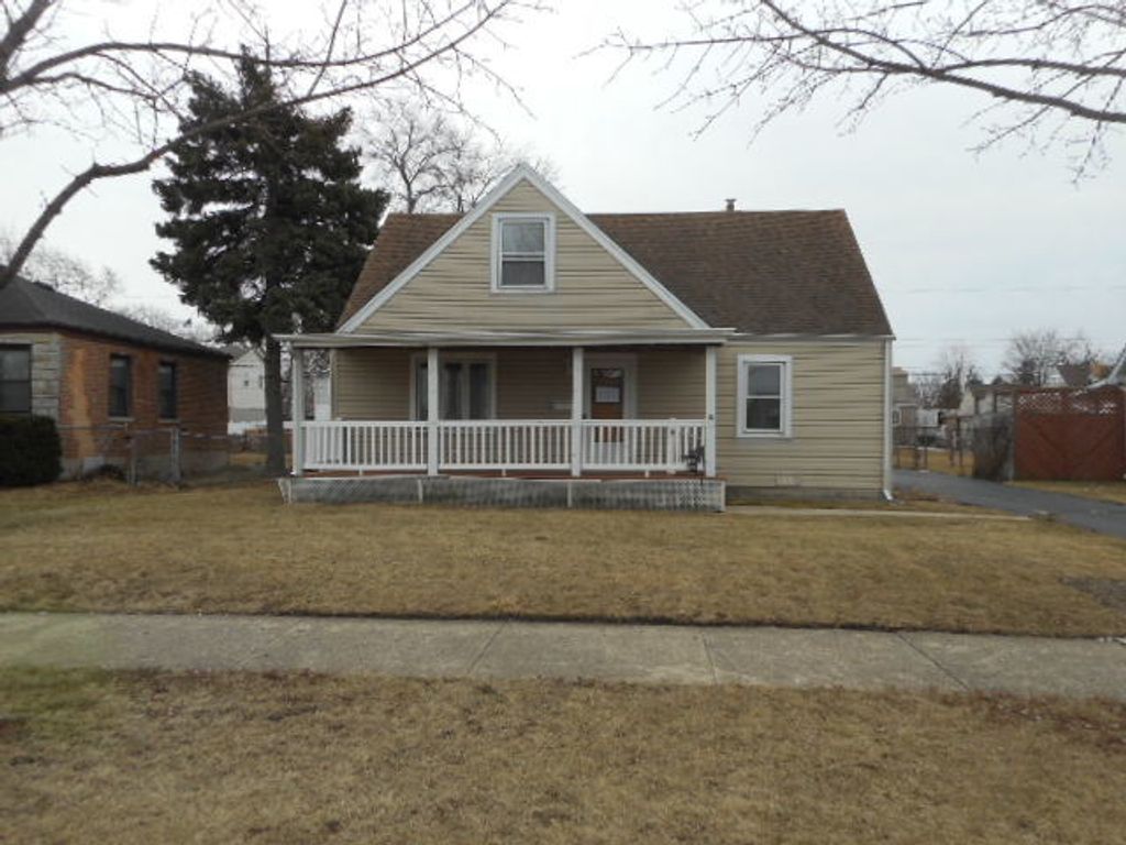 221 E Dickens Avenue, Northlake, IL 60164