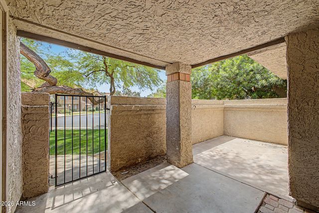 700 E MESQUITE Circle M129, Tempe, AZ 85288