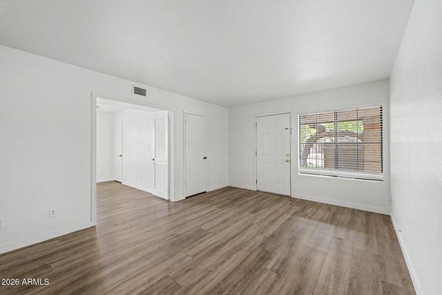 700 E MESQUITE Circle M129, Tempe, AZ 85288