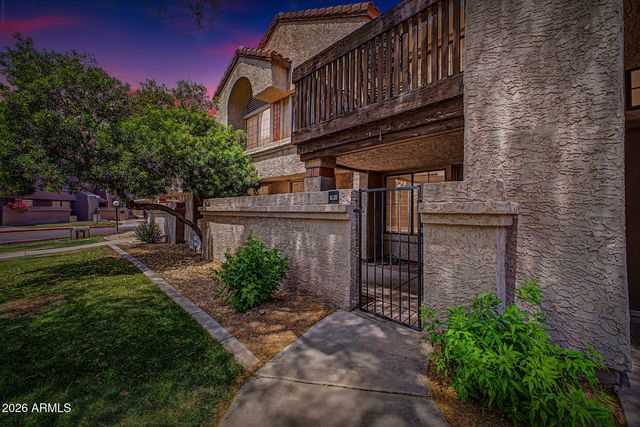 700 E MESQUITE Circle M129, Tempe, AZ 85288