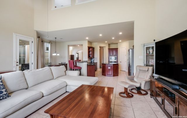 18211 Branson Falls, San Antonio, TX 78255