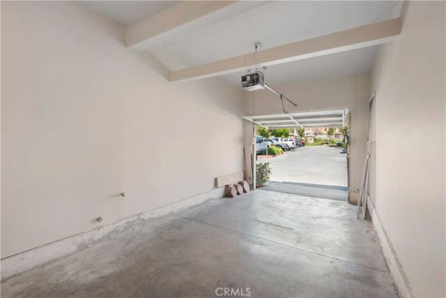 26939 Hillsborough Parkway 20, Valencia, CA 91354