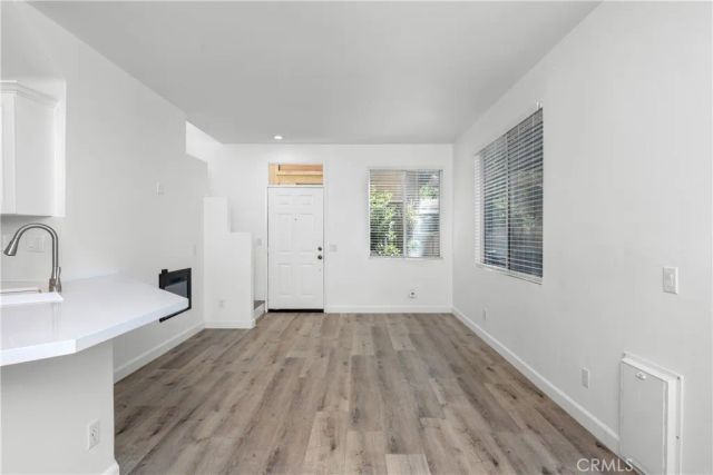 26939 Hillsborough Parkway 20, Valencia, CA 91354
