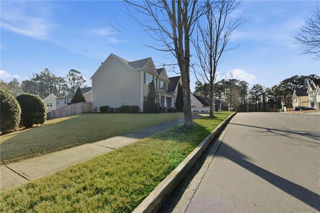 5689 Winter Bluff Way, Buford, GA 30518