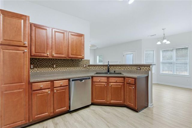 5689 Winter Bluff Way, Buford, GA 30518