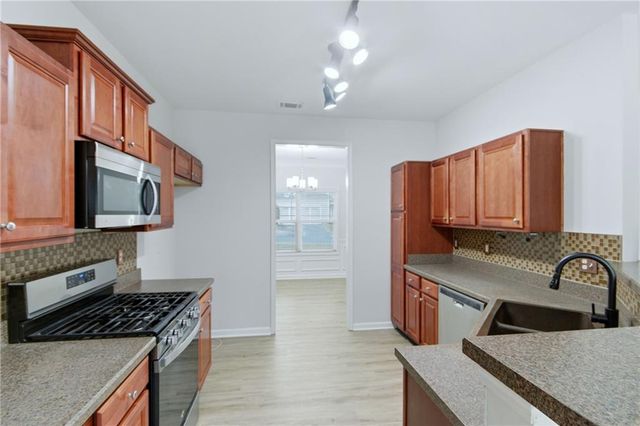 5689 Winter Bluff Way, Buford, GA 30518