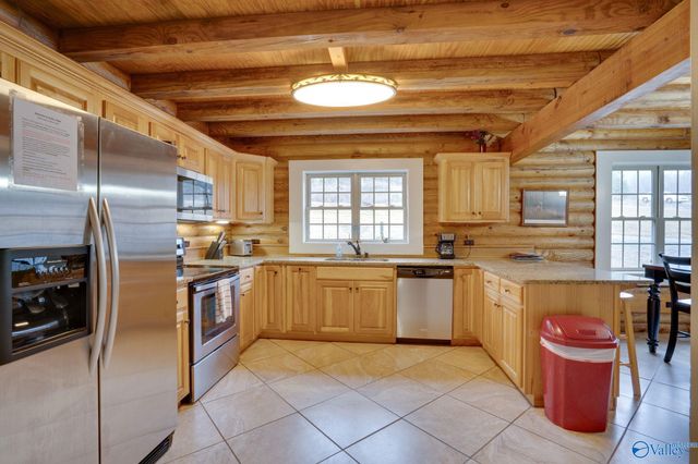 195 Benson Road, Scottsboro, AL 35769
